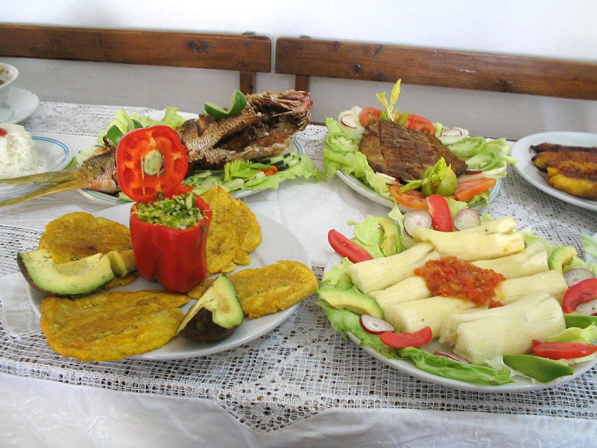 Hotel Casa Vieja Santa Marta  Ngoại thất bức ảnh